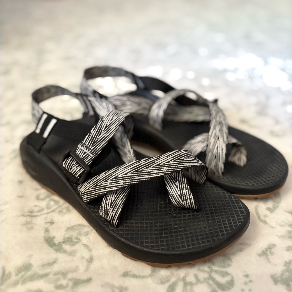 Chaco Black and White Sandals with Textured Straps